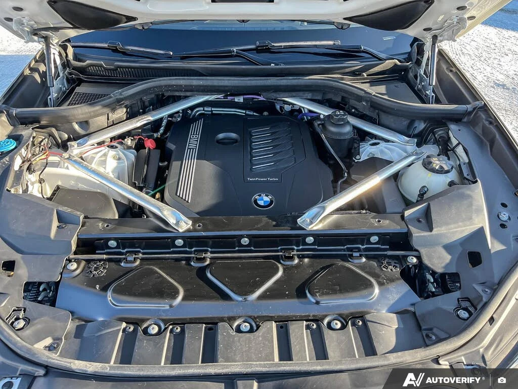 BMW X6 XDRIVE * DISTRONIC * SWAROVSKI * LASER * 360 * H&K, снимка 8 - Автомобили и джипове - 53721035