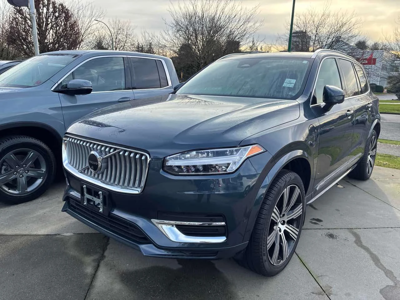 Volvo Xc90 * T8 Ultra Bright Theme * ДИСТРОНИК * МЪРТВА ТОЧКА