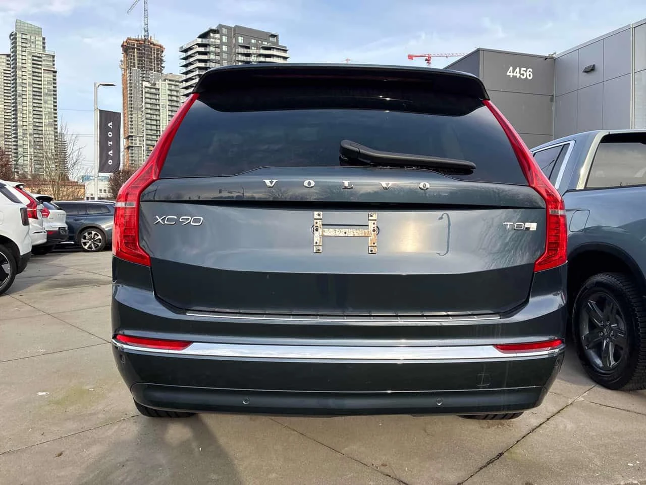 Volvo Xc90 * T8 Ultra Bright Theme * ДИСТРОНИК * МЪРТВА ТОЧКА, снимка 4 - Автомобили и джипове - 53966485