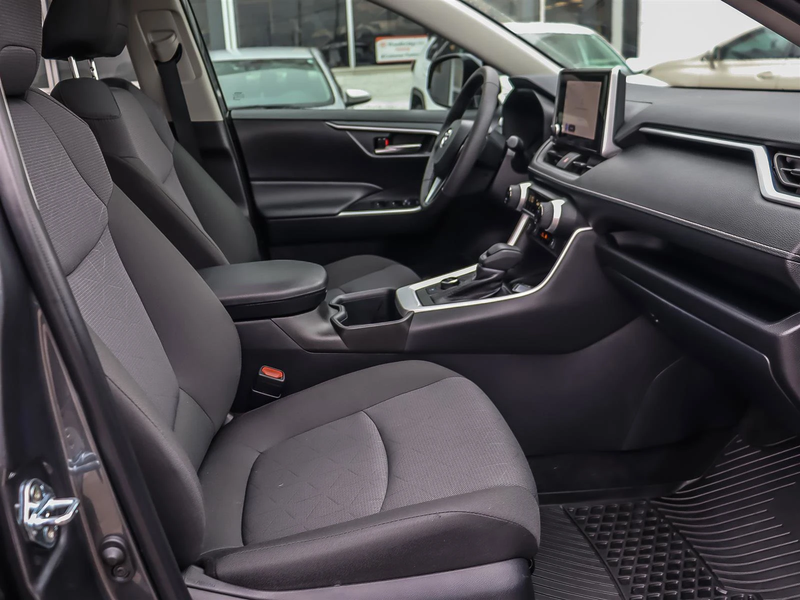 Toyota Rav4 Hybrid* XLE* AWD* АвтоКредит* (ЦЕНА ДО БГ), снимка 12 - Автомобили и джипове - 54140750