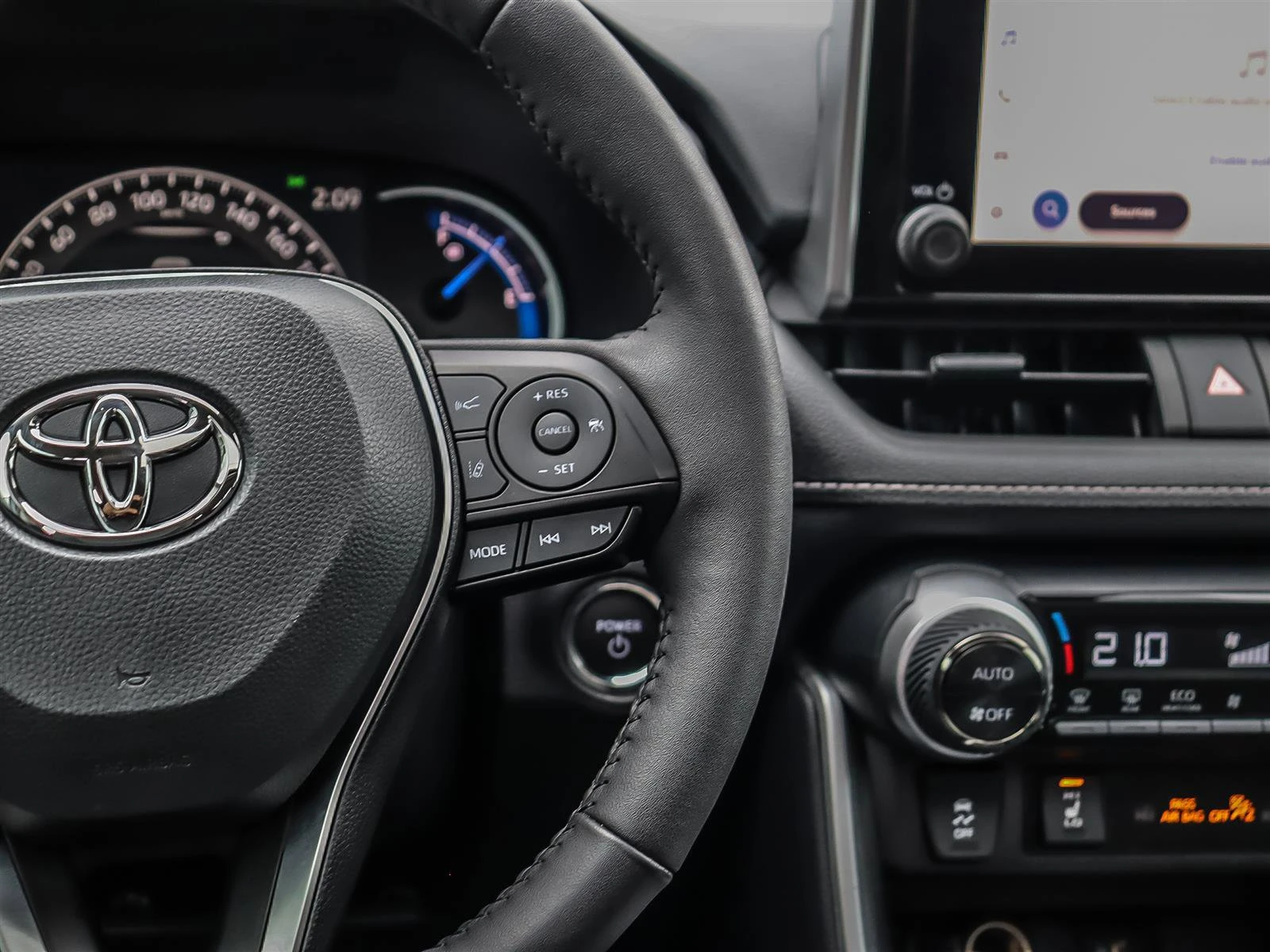 Toyota Rav4 Hybrid* XLE* AWD* АвтоКредит* (ЦЕНА ДО БГ), снимка 9 - Автомобили и джипове - 54140750