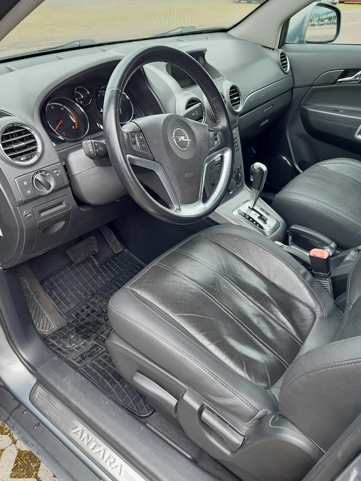 Opel Antara Cosmo, снимка 5 - Автомобили и джипове - 54584532