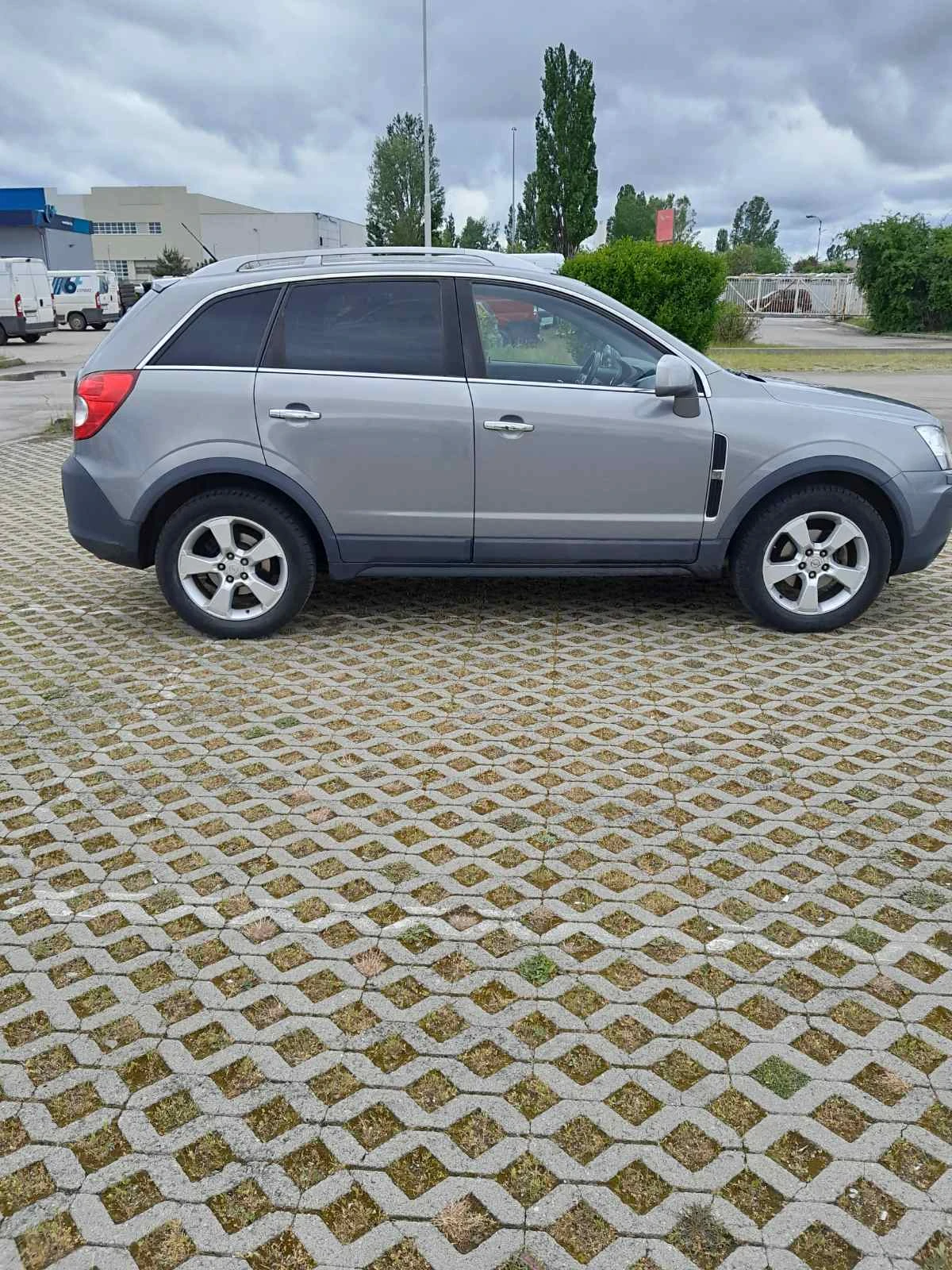 Opel Antara Cosmo, снимка 4 - Автомобили и джипове - 54584532