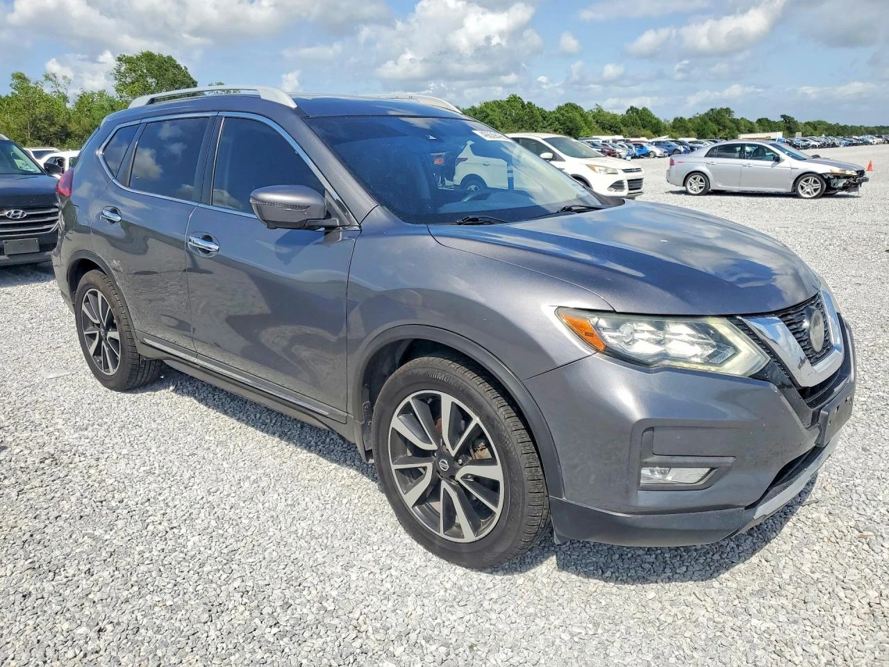 Nissan Rogue 2.5* SL* РЕАЛНИ КМ!* ПЕРФЕКТНА, снимка 2 - Автомобили и джипове - 54892930