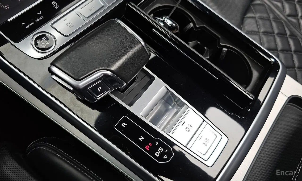 Audi Q8 55 TFSI | QUATTRO | PREMIUM, снимка 8 - Автомобили и джипове - 55784436