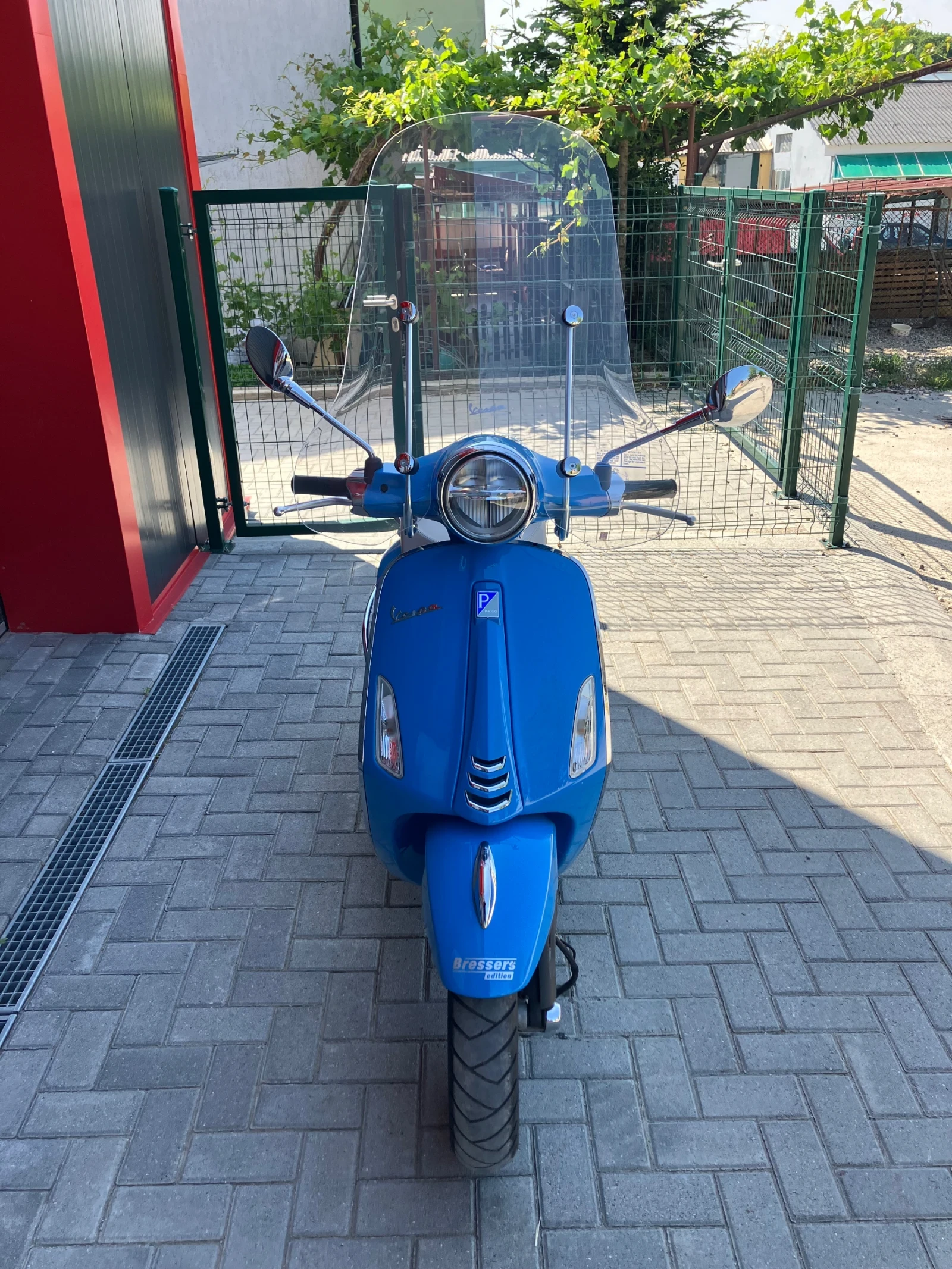 Vespa Primavera 50th Anniversary Limited Edition - изображение 4