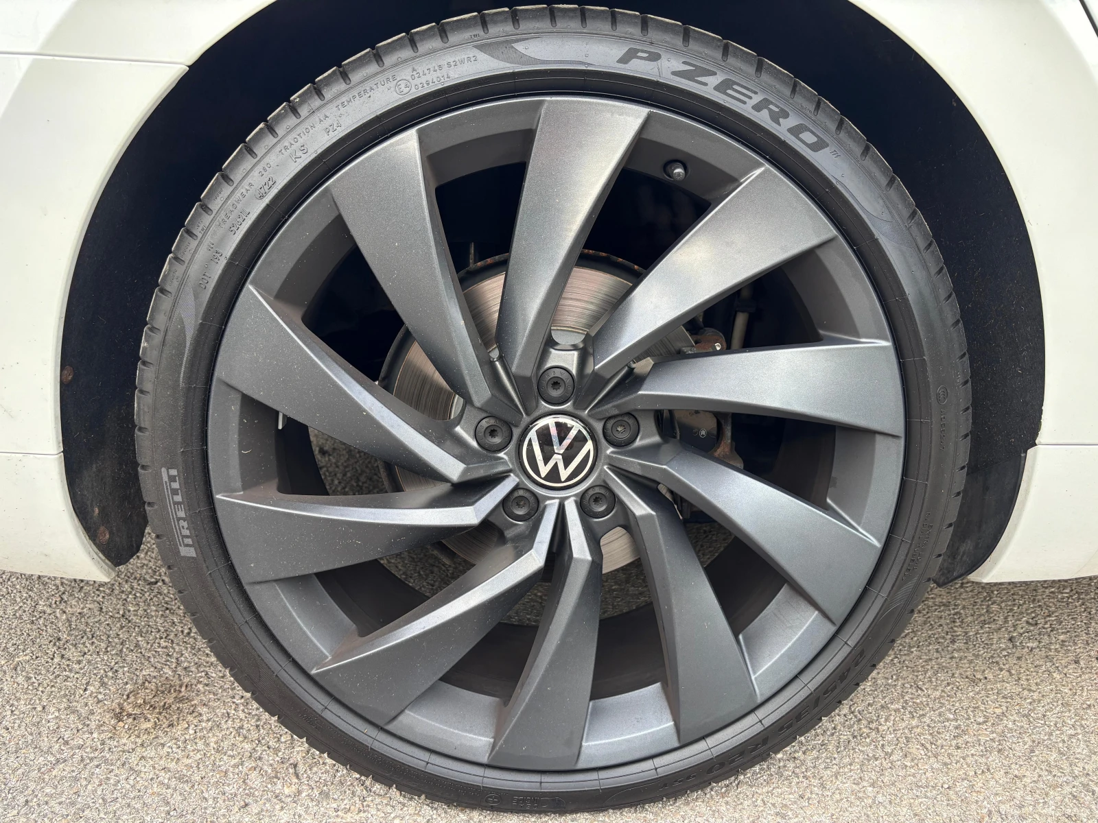 Гуми с джанти Pirelli 245/35R20