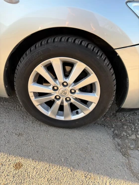 Toyota Auris, снимка 9