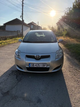 Toyota Auris, снимка 2