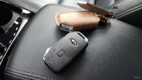 Kia K7 * 2.5GDi* PRESTIGE* КОЖА* ПОДГРЕВ* ОБДУХВАНЕ* КАМЕ - 15450 € / 30217.57 лв. - 79882885 16