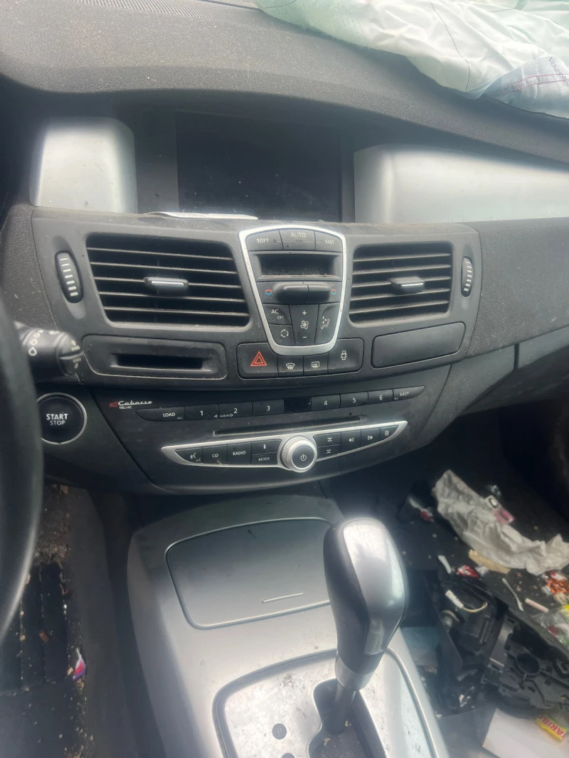 Renault Laguna 2.0 dci 1.5 dci automat, снимка 5 - Автомобили и джипове - 40639428