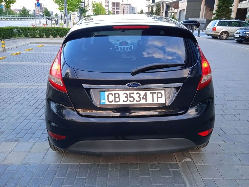 Ford Fiesta TITANIUM LPG 1, 4, снимка 11 - Автомобили и джипове - 47773085