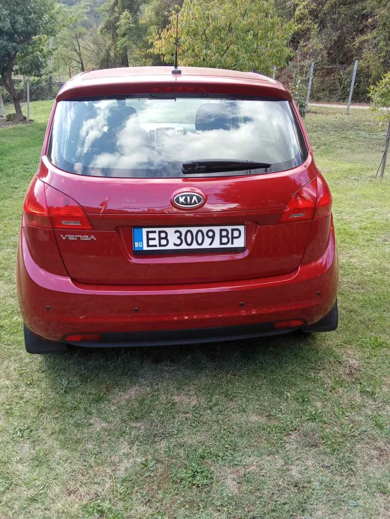 Kia Venga 1.4, снимка 12 - Автомобили и джипове - 48232306