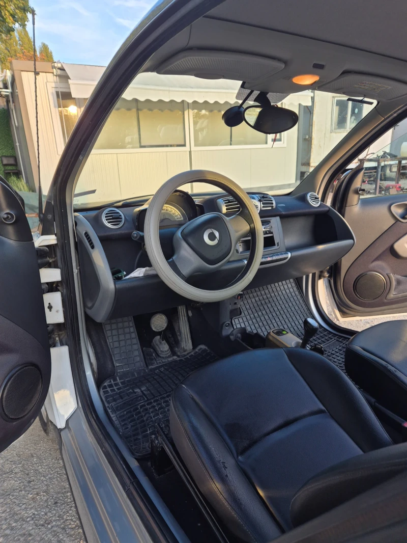 Smart Fortwo, снимка 9 - Автомобили и джипове - 47512541