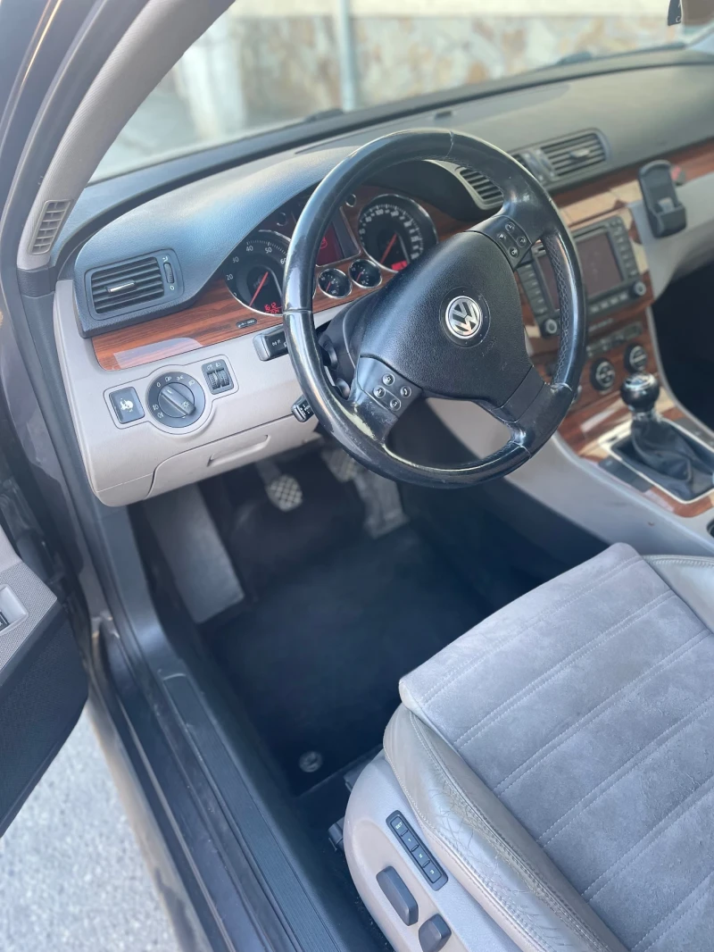 VW Passat b6, снимка 1 - Автомобили и джипове - 47793621