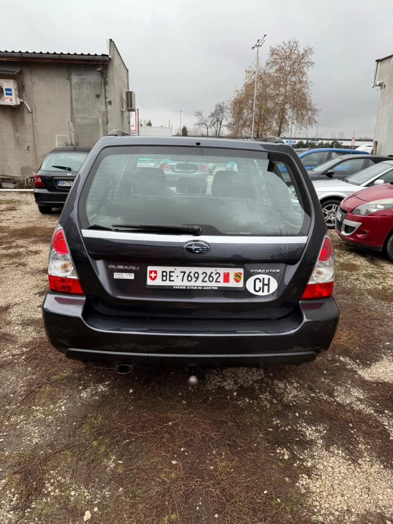 Subaru Forester Нов внос Швейцария, снимка 7 - Автомобили и джипове - 48332551