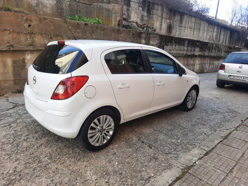 Opel Corsa Бензин + газ, снимка 9 - Автомобили и джипове - 48403690