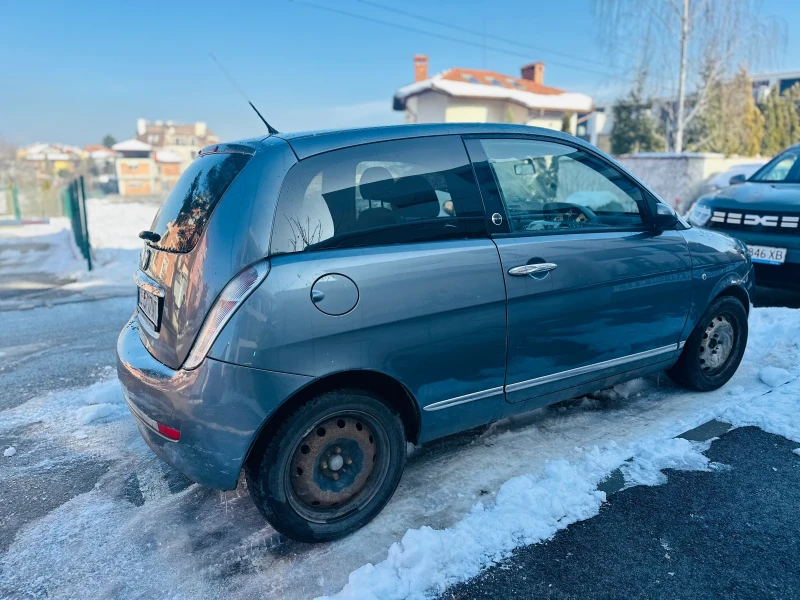 Lancia Ypsilon С Фабрична Газ, снимка 5 - Автомобили и джипове - 48497724