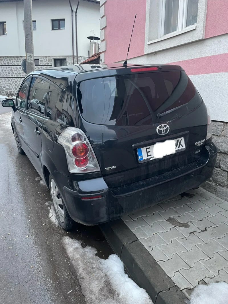 Toyota Corolla verso D4D, снимка 3 - Автомобили и джипове - 48912318