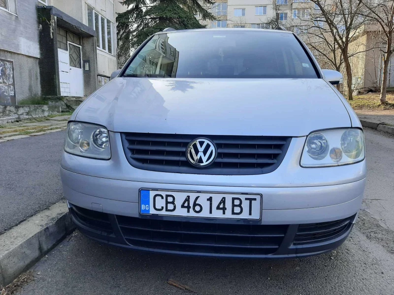 VW Touran 1.9 105 к.с. 6 СКОРОСТИ, снимка 6 - Автомобили и джипове - 49184588