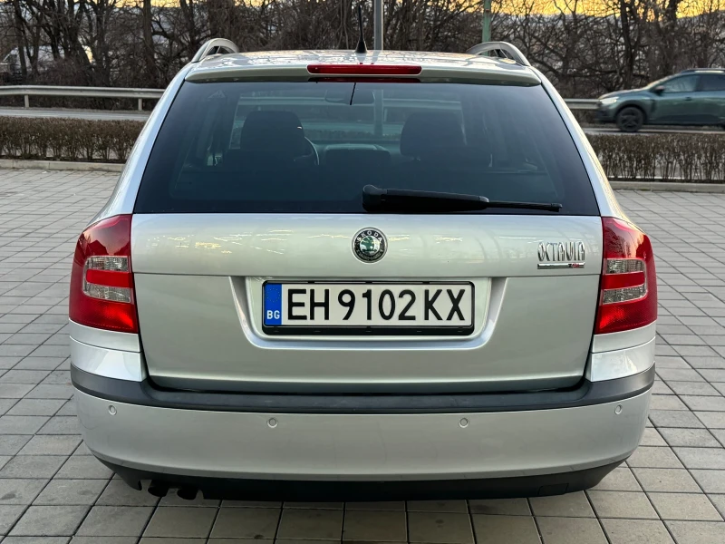 Skoda Octavia 1.8i GPL Klimatronik CruiseControl, снимка 6 - Автомобили и джипове - 49364785