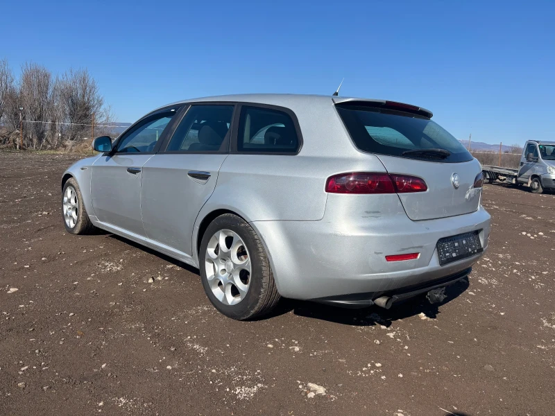 Alfa Romeo 156 1.9JTD, снимка 6 - Автомобили и джипове - 49465139