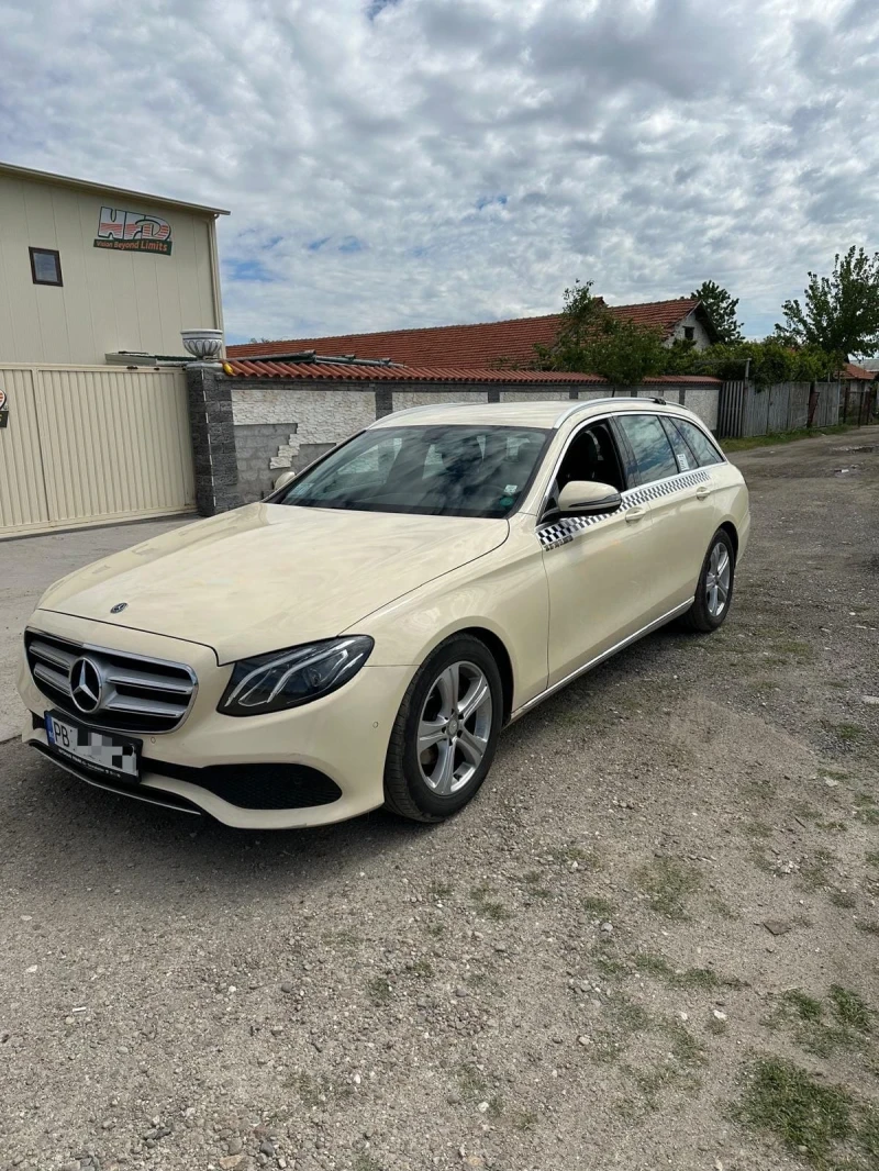 Mercedes-Benz E 200, снимка 1 - Автомобили и джипове - 49526974