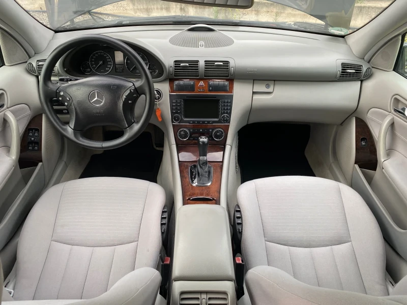 Mercedes-Benz C 220 Фейслифт, снимка 9 - Автомобили и джипове - 51436482