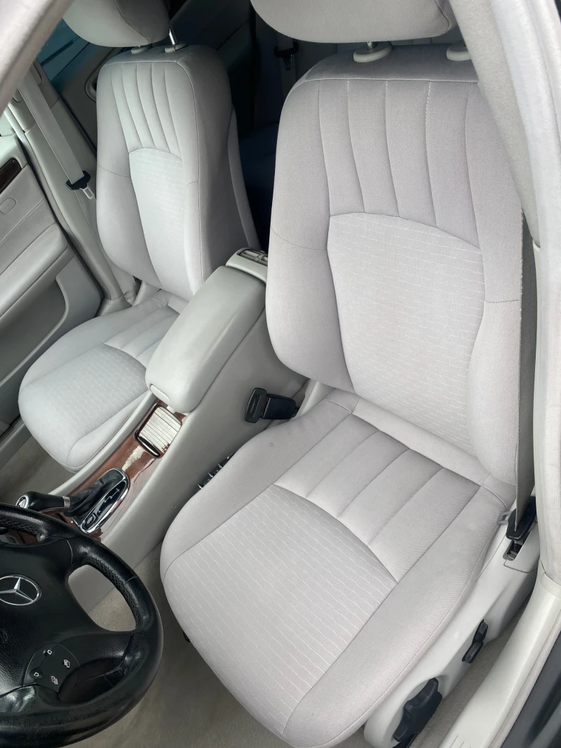 Mercedes-Benz C 220 Фейслифт, снимка 10 - Автомобили и джипове - 51436482