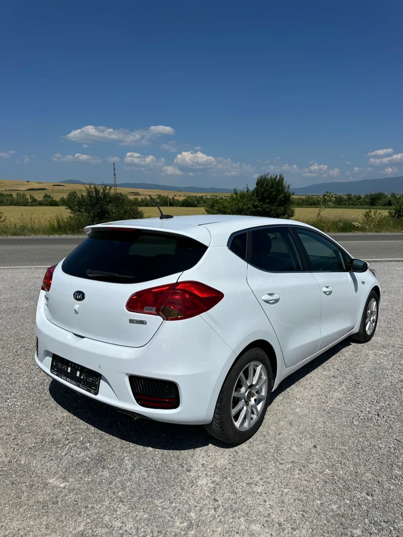 Kia Ceed 1.6CRDi 136hp NAVi EURO 6 TUV COC, снимка 6 - Автомобили и джипове - 50696688