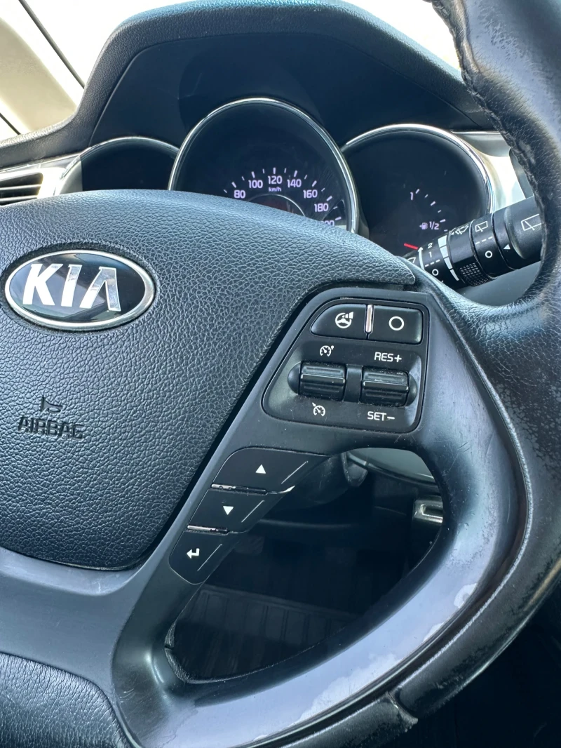 Kia Ceed 1.6CRDi 136hp NAVi EURO 6 TUV COC, снимка 12 - Автомобили и джипове - 50696688