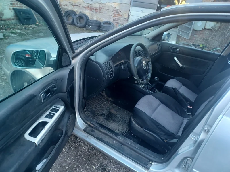 VW Golf 1.9TDI101hp, снимка 6 - Автомобили и джипове - 52382192