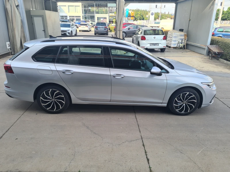 VW Golf 8 2.0TDI, снимка 4 - Автомобили и джипове - 52658479