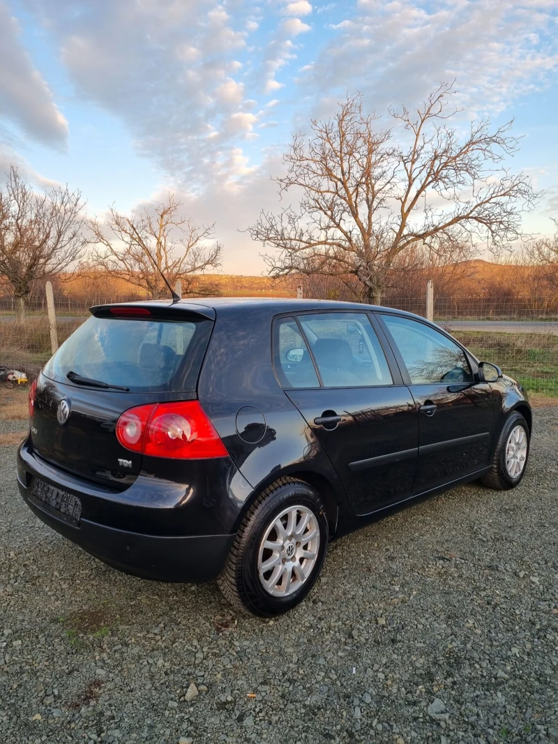 VW Golf 1.9tdi 105 коня топ топ, снимка 5 - Автомобили и джипове - 52929355