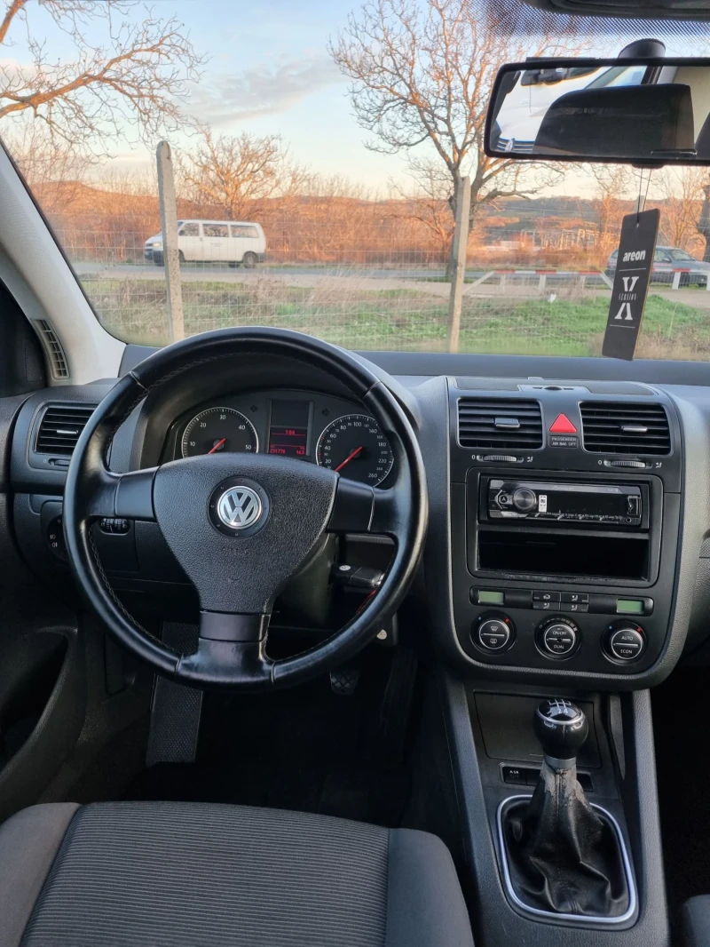 VW Golf 1.9tdi 105 коня топ топ, снимка 12 - Автомобили и джипове - 52929355