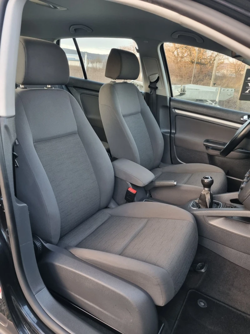 VW Golf 1.9tdi 105 коня топ топ, снимка 10 - Автомобили и джипове - 52929355