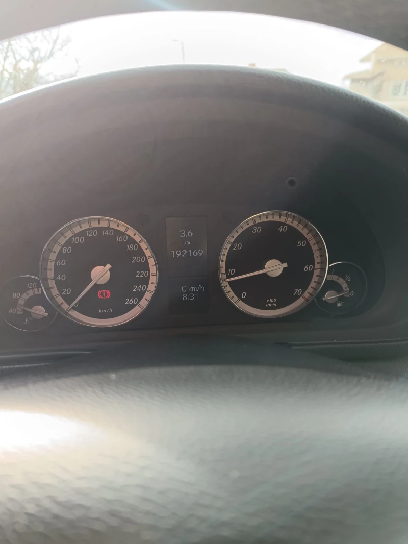 Mercedes-Benz C 180 Kompressor, снимка 9 - Автомобили и джипове - 52972961