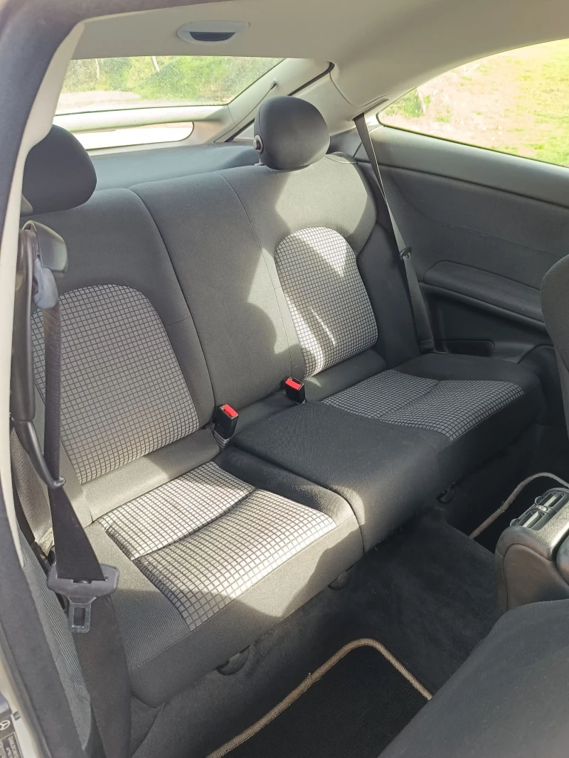 Mercedes-Benz C 180 Kompressor, снимка 7 - Автомобили и джипове - 52972961