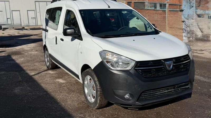 Dacia Dokker, снимка 2 - Автомобили и джипове - 53534092