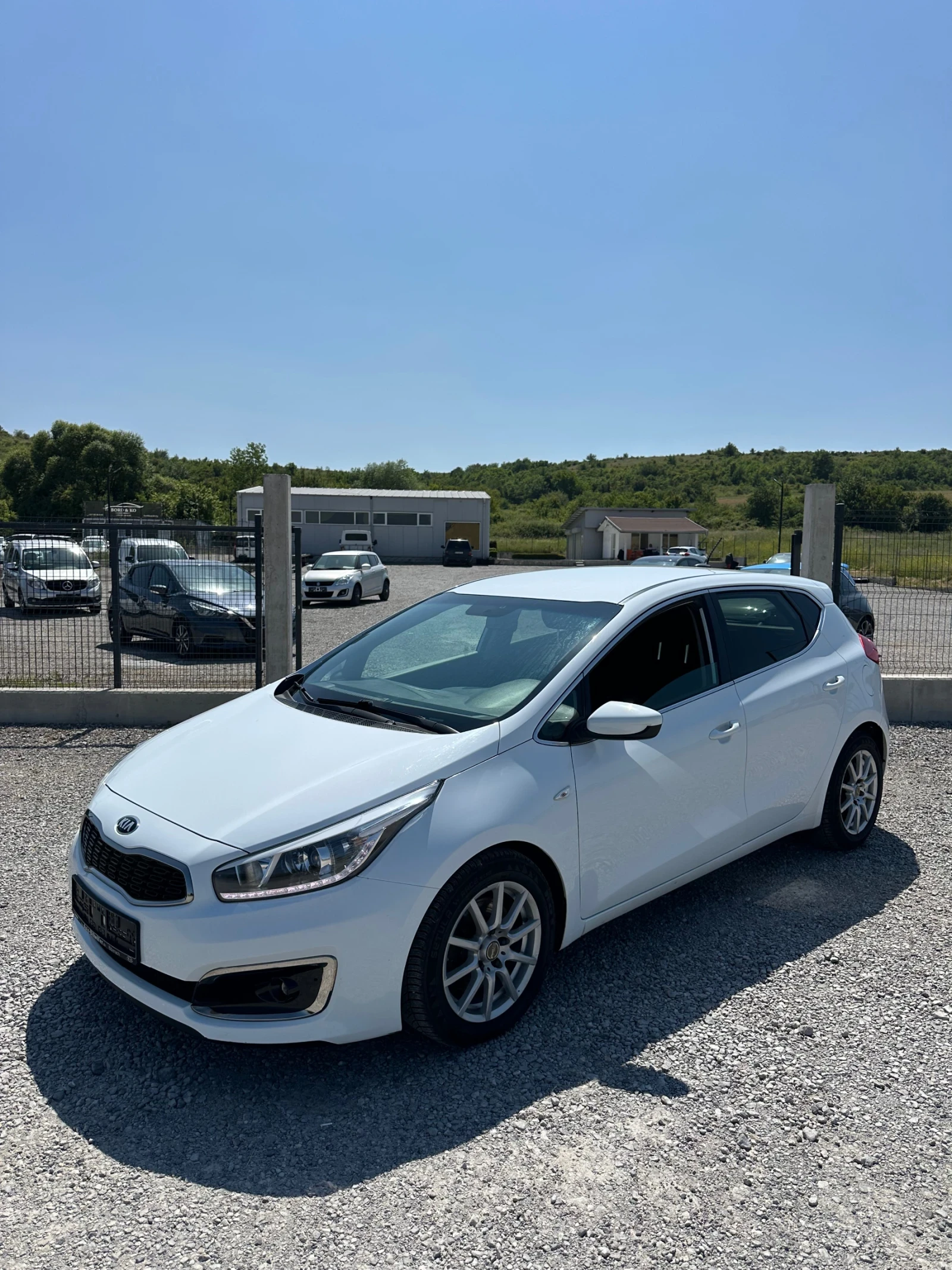 Kia Ceed 1.6CRDi 136hp NAVi EURO 6 TUV COC, снимка 1
