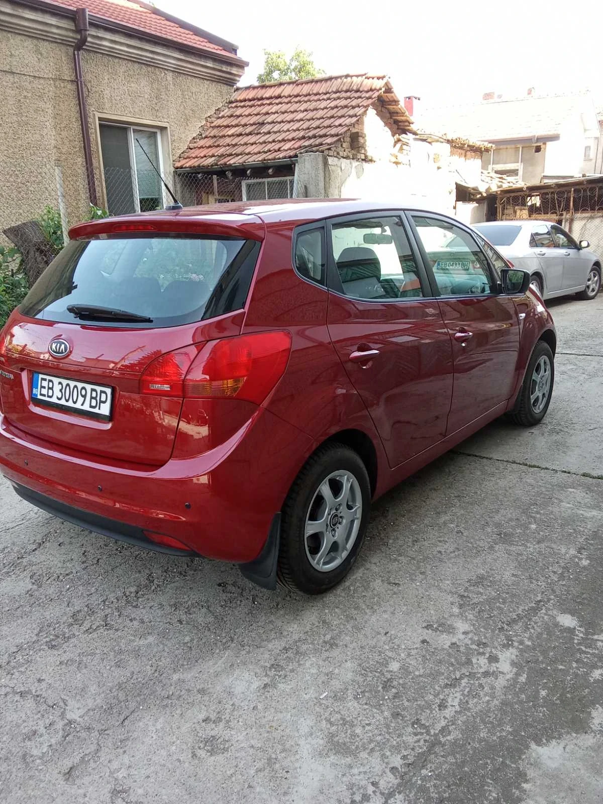 Kia Venga 1.4 - изображение 4