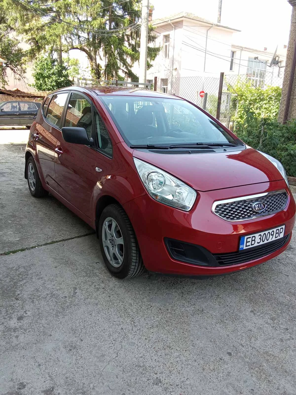 Kia Venga 1.4 - изображение 3