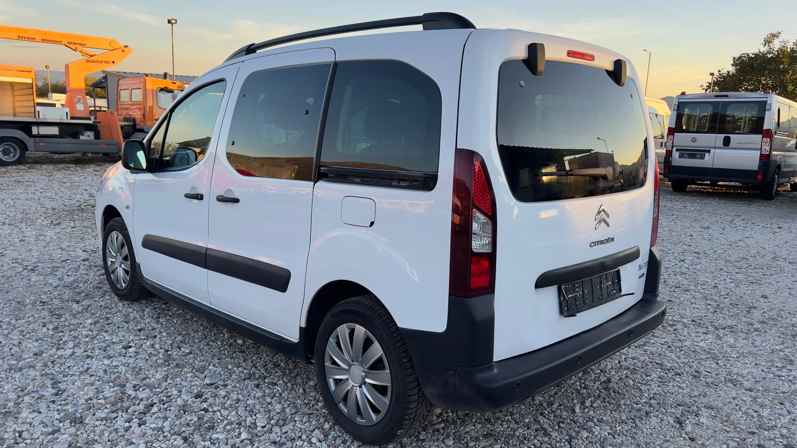 Citroen Berlingo 1.6BLUE HDI 120 PS EVRO6 - изображение 4