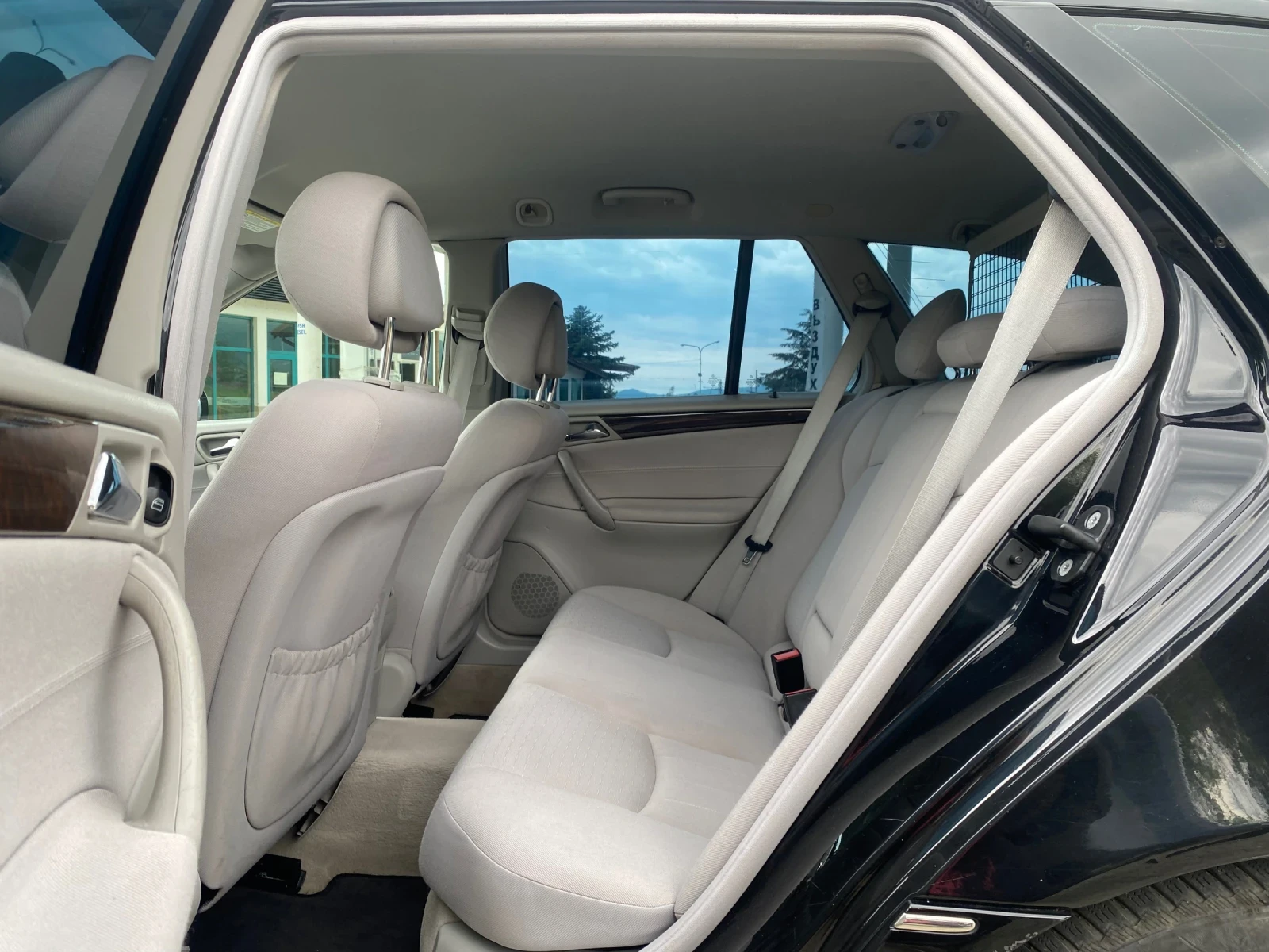 Mercedes-Benz C 220  | Mobile.bg   11