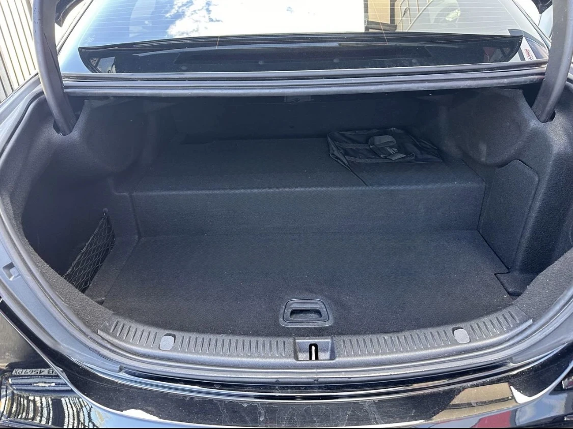 Mercedes-Benz E 300 AMG Plug-in Hybrid | Mobile.bg   11