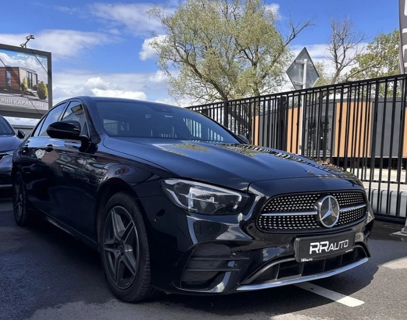 Mercedes-Benz E 300 AMG Plug-in Hybrid - изображение 6