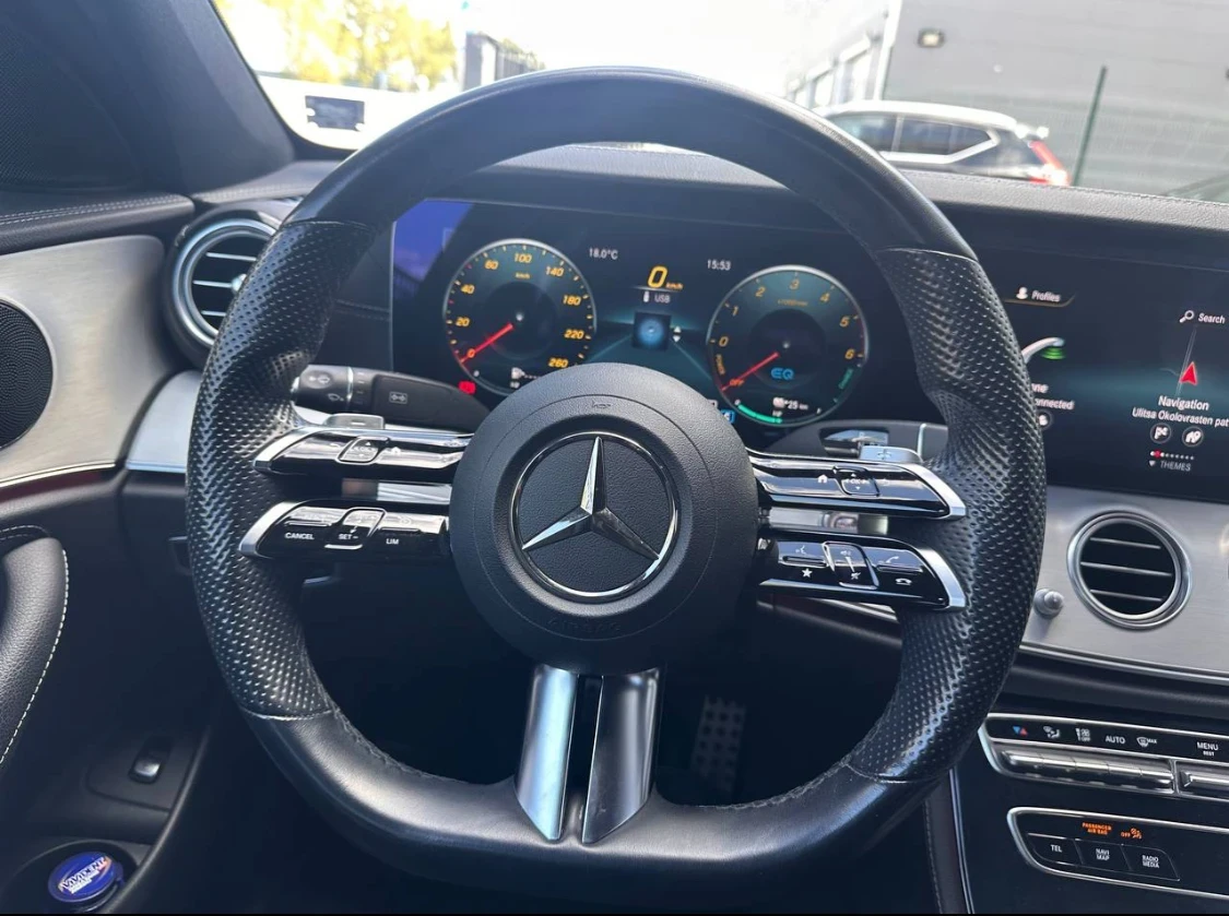 Mercedes-Benz E 300 AMG Plug-in Hybrid - изображение 8
