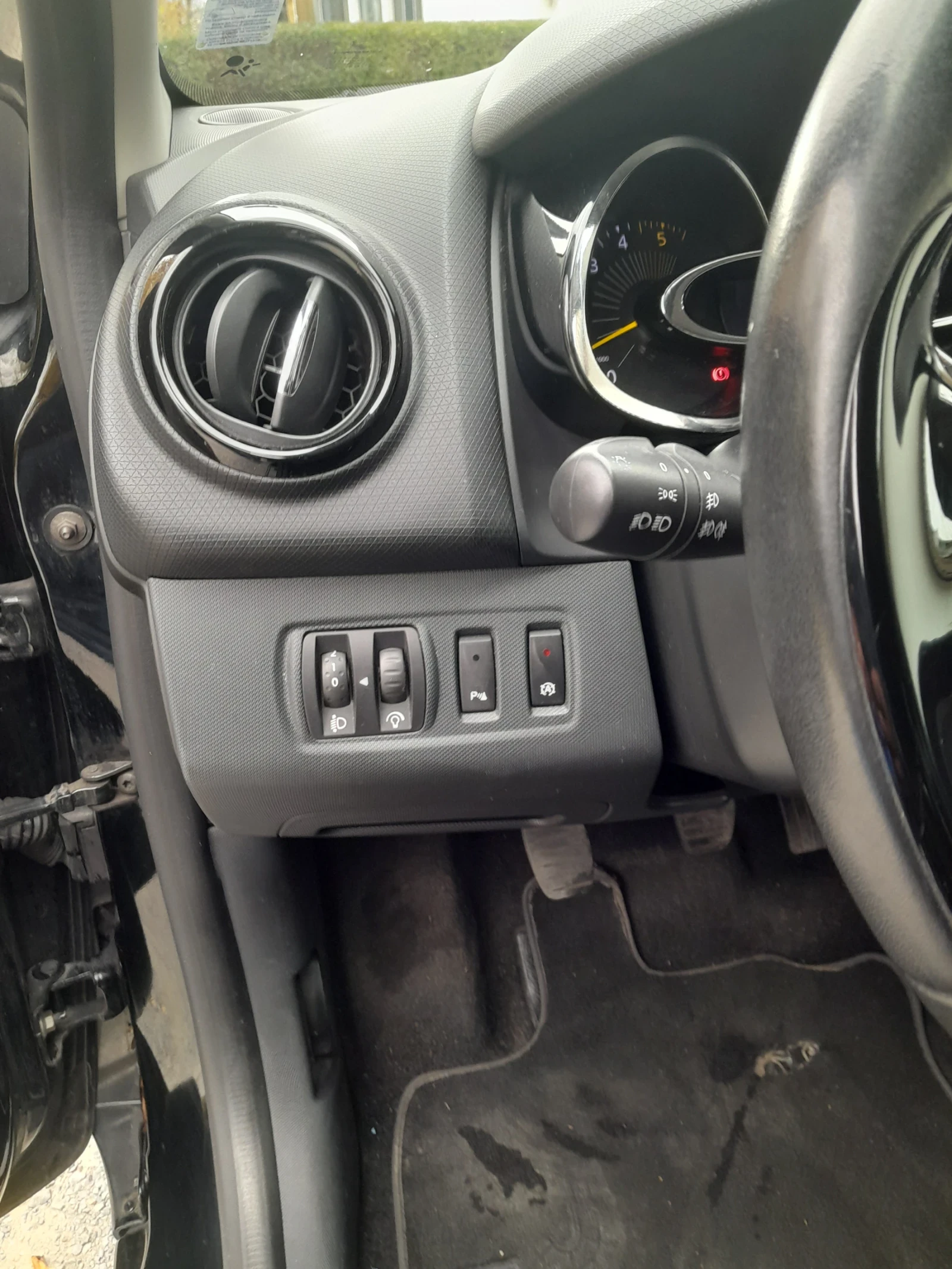 Renault Clio  - изображение 7