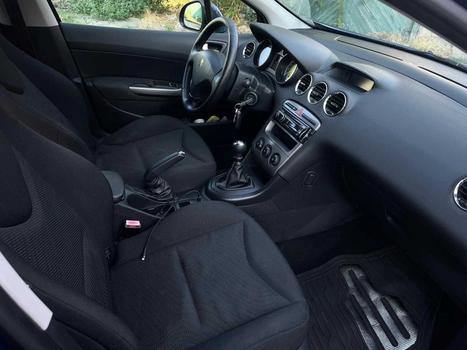 Peugeot 308  - изображение 8