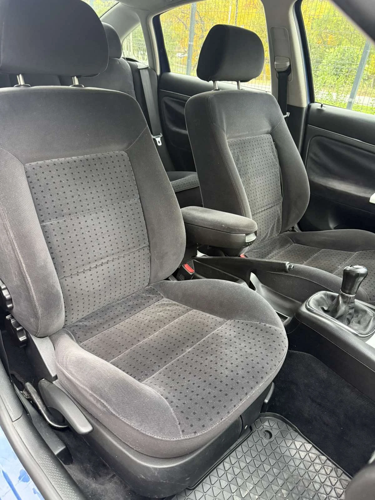 VW Passat 1.6 - изображение 7